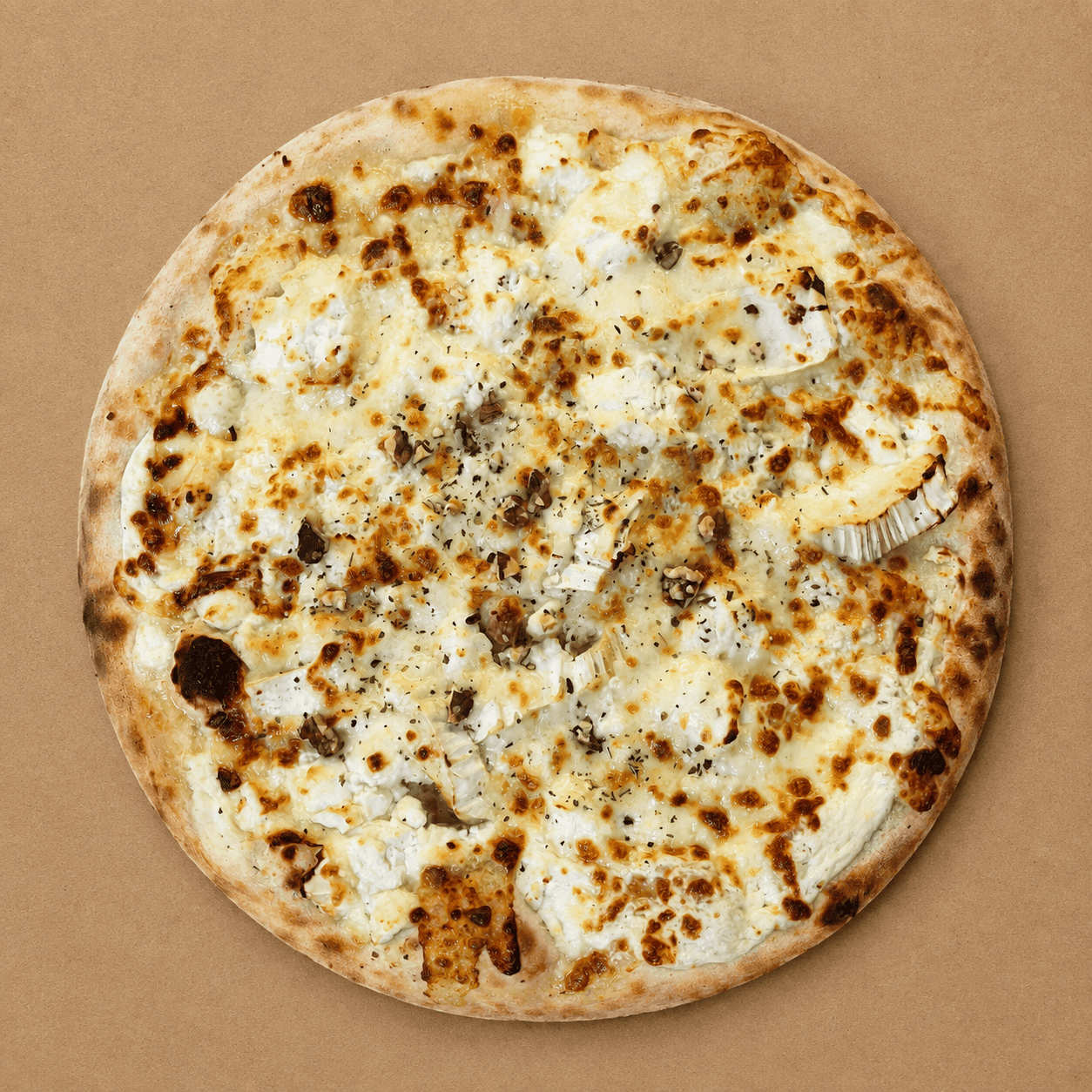 Pizza blanche Lambesc Chèvre Miel – mozzarella, chèvre, miel et noix – La Spéciale